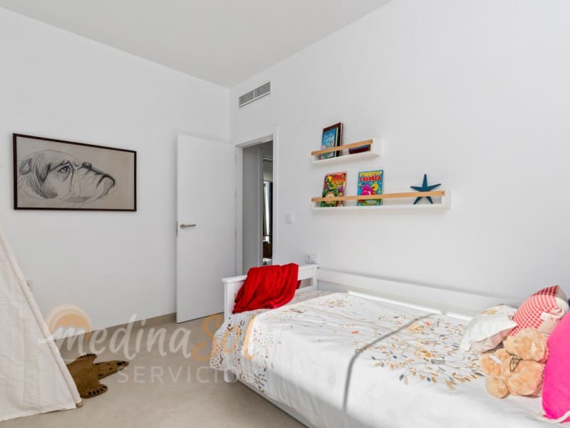 3 bedroom Villa for sale in Islas Menores with pool - € 549,000 (Ref: 8059265)