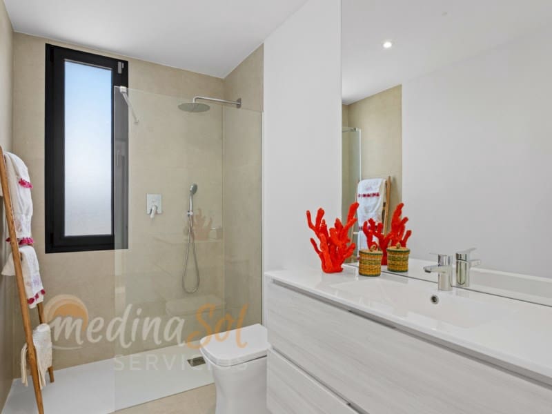 3 bedroom Villa for sale in Islas Menores with pool - € 549,000 (Ref: 8059265)