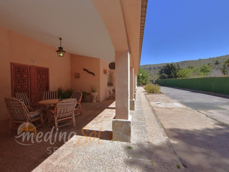 7 soveværelse Finca/Landehus til salg i Las Barracas med swimmingpool garage - € 790.000 (Ref: 8216583)