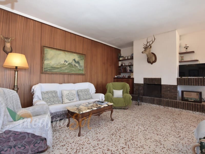 7 soveværelse Finca/Landehus til salg i Las Barracas med swimmingpool garage - € 790.000 (Ref: 8216583)