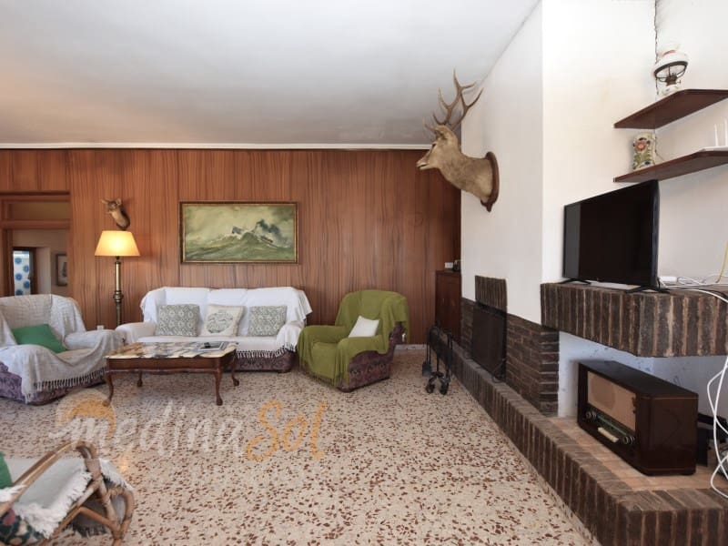 7 soveværelse Finca/Landehus til salg i Las Barracas med swimmingpool garage - € 790.000 (Ref: 8216583)