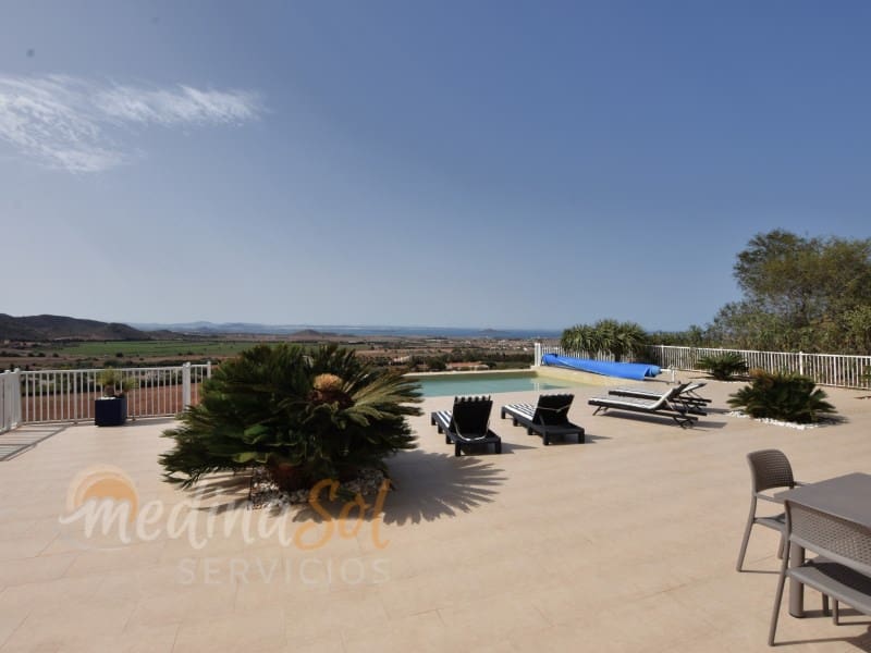 4 sypialnia Finka/Dom wiejski na sprzedaż w Los Belones z basenem garażem - 725 000 € (Ref: 8389447)