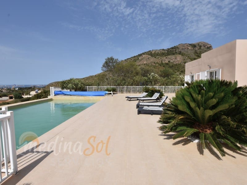 4 sypialnia Finka/Dom wiejski na sprzedaż w Los Belones z basenem garażem - 725 000 € (Ref: 8389447)