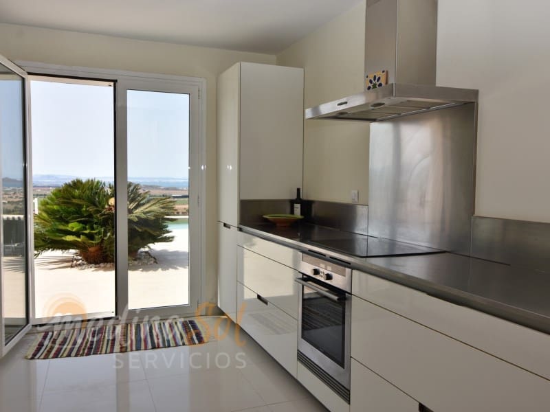 4 sypialnia Finka/Dom wiejski na sprzedaż w Los Belones z basenem garażem - 725 000 € (Ref: 8389447)