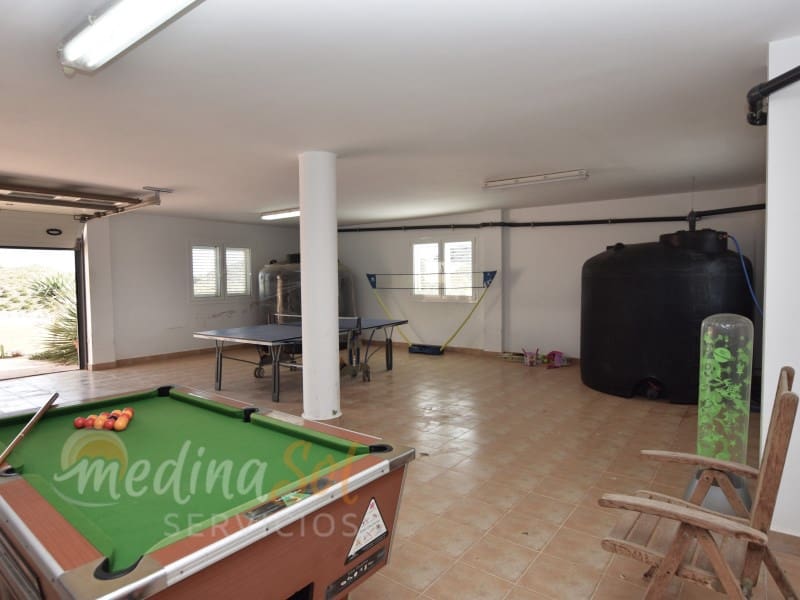 4 sypialnia Finka/Dom wiejski na sprzedaż w Los Belones z basenem garażem - 725 000 € (Ref: 8389447)