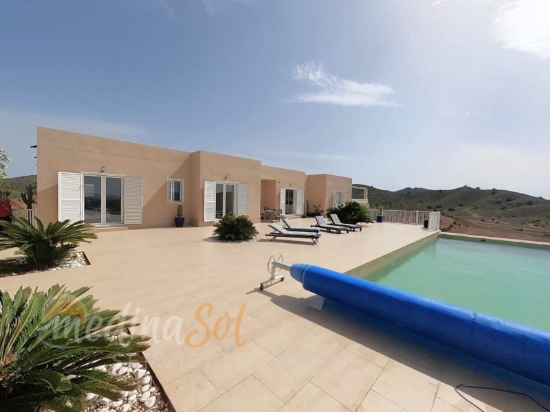 4 sypialnia Finka/Dom wiejski na sprzedaż w Los Belones z basenem garażem - 725 000 € (Ref: 8389447)