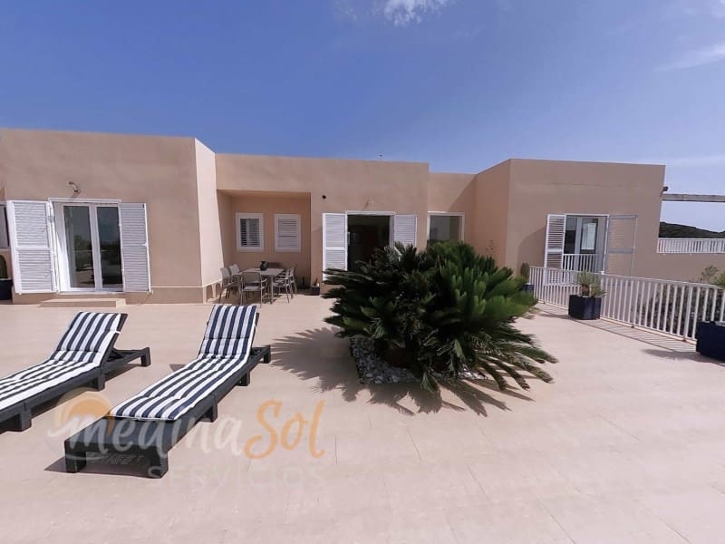 4 sypialnia Finka/Dom wiejski na sprzedaż w Los Belones z basenem garażem - 725 000 € (Ref: 8389447)