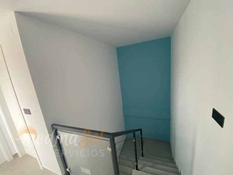 3 bedroom Villa for sale in Los Alcazares with pool - € 419,900 (Ref: 8760329)