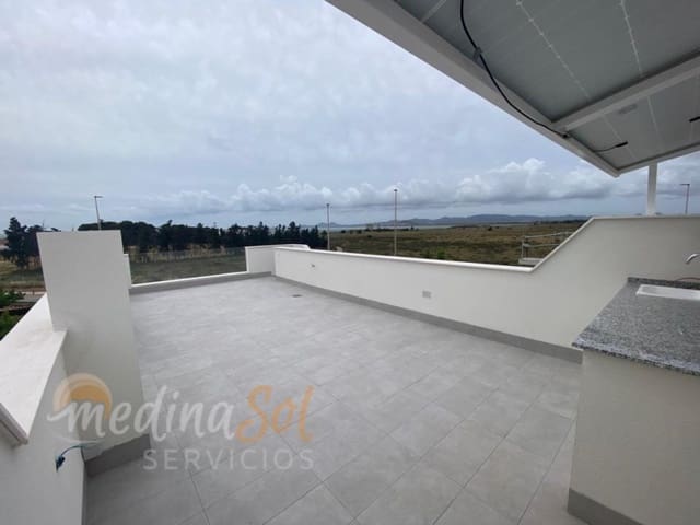 3 bedroom Villa for sale in Centro, Los Alcázares with pool - € 419,900 (Ref: 8760329)