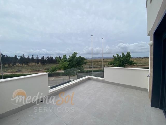3 bedroom Villa for sale in Centro, Los Alcázares with pool - € 419,900 (Ref: 8760329)