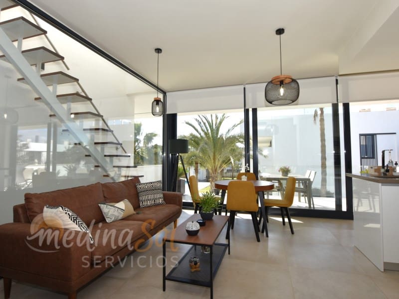 2 soverom Penthouse til salgs i Islas Menores med garasje - € 289 000 (Ref: 8806488)