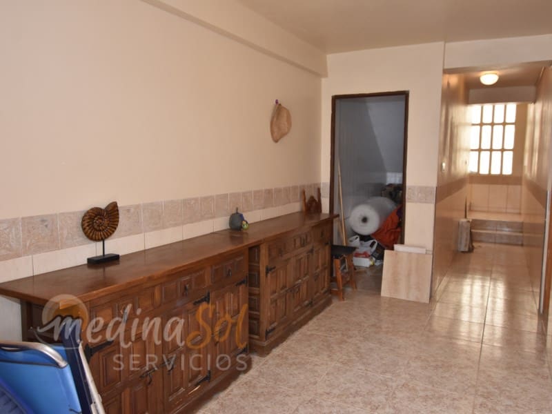 8 soveværelse Lejlighed til salg i Islas Menores med garage - € 390.000 (Ref: 8851970)