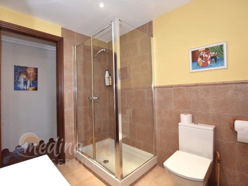 4 makuuhuone Huvila myytävänä paikassa La Manga del Mar Menor mukana 
autotalli - 450 000 € (Ref: 9126914)