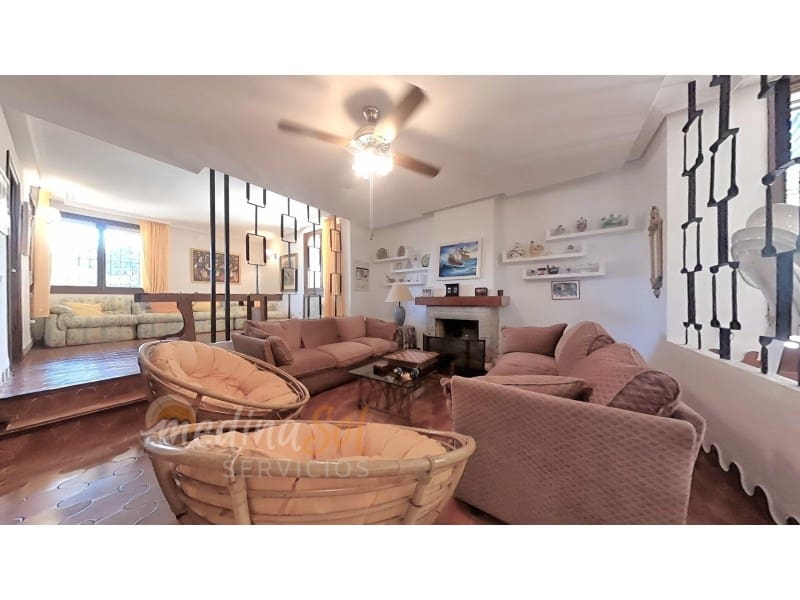 4 makuuhuone Huvila myytävänä paikassa La Manga del Mar Menor mukana 
autotalli - 450 000 € (Ref: 9126914)