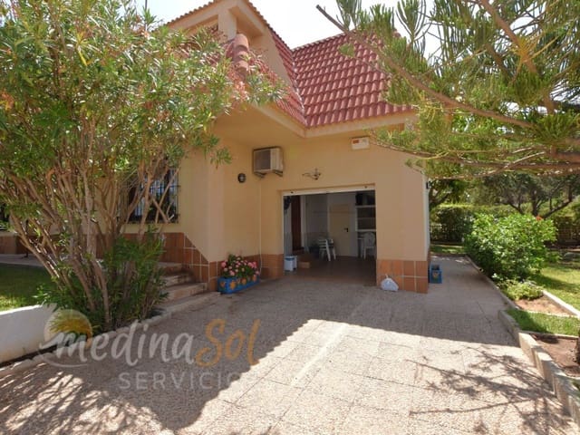 4 soveværelse Villa til salg i La Manga del Mar Menor med garage - € 450.000 (Ref: 9126914)