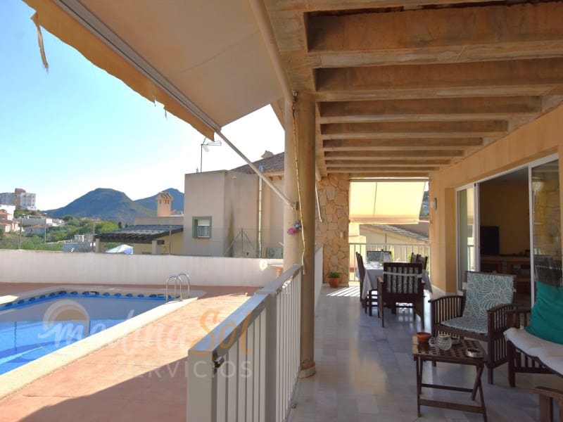 3 soveværelse Villa til salg i Cala Flores med swimmingpool - € 600.000 (Ref: 9131971)