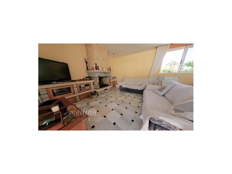 3 soveværelse Villa til salg i Cala Flores med swimmingpool - € 600.000 (Ref: 9131971)