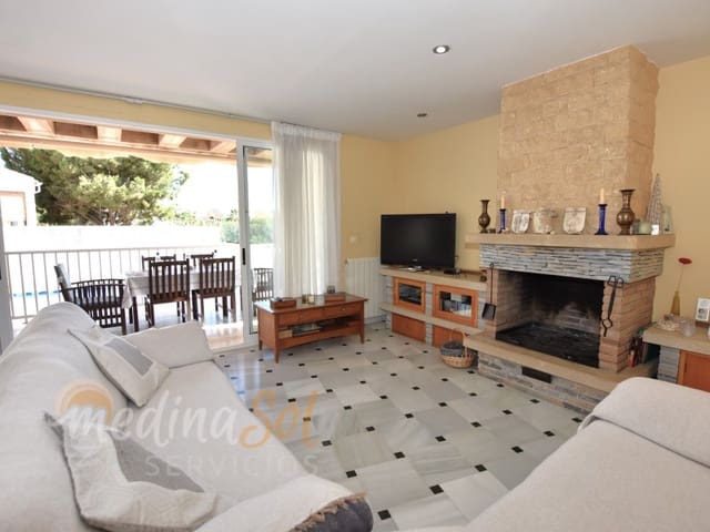 3 makuuhuone Huvila myytävänä paikassa Cala Flores, Cartagena mukana uima-altaan - 600 000 € (Ref: 9131971)