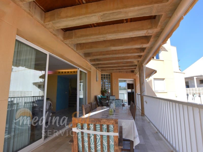 3 soveværelse Villa til salg i Cala Flores med swimmingpool - € 600.000 (Ref: 9131971)