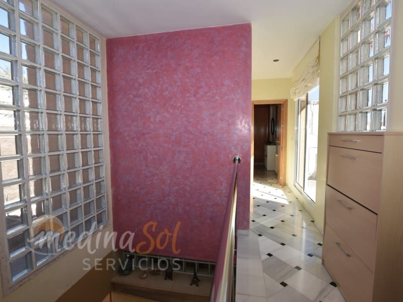 3 soveværelse Villa til salg i Cala Flores med swimmingpool - € 600.000 (Ref: 9131971)