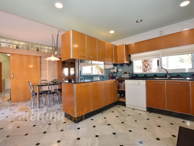 3 makuuhuone Huvila myytävänä paikassa Cala Flores, Cartagena mukana uima-altaan - 600 000 € (Ref: 9131971)