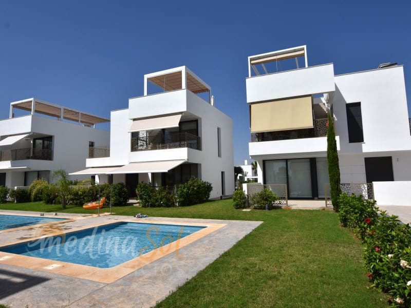 Ático de 2 habitaciones en Islas Menores en venta con piscina garaje - 309.000 € (Ref: 9276566)