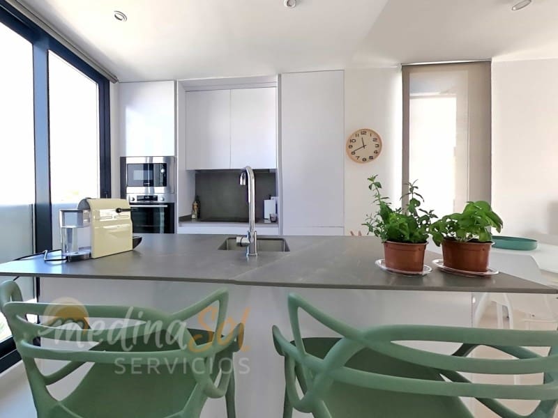 Ático de 2 habitaciones en Islas Menores en venta con piscina garaje - 309.000 € (Ref: 9276566)