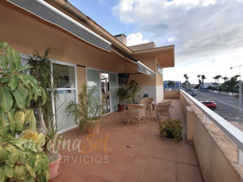 Commerciale in vendita in La Manga del Mar Menor - 375.000 € (Rif: 9359794)