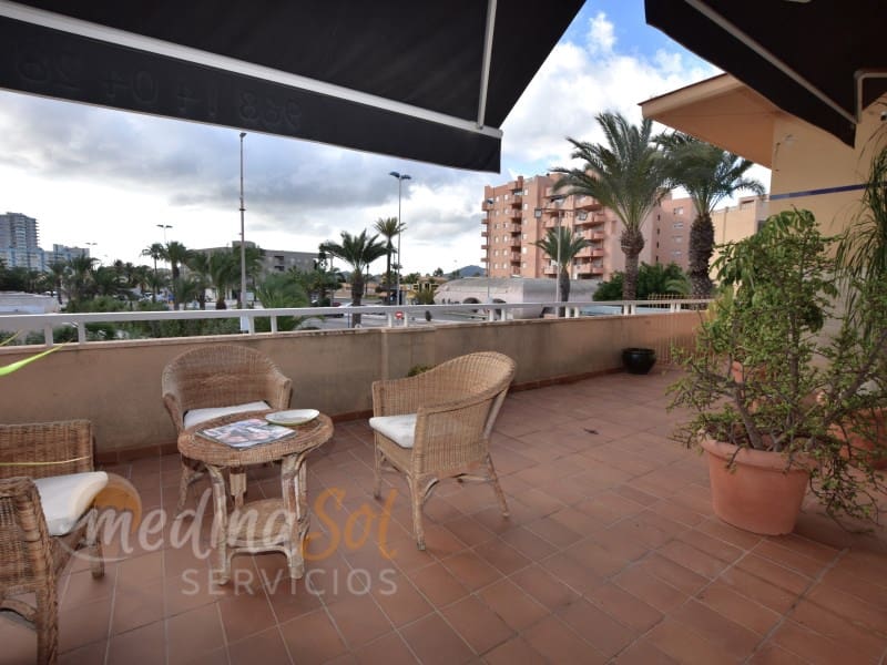 Commerciale in vendita in La Manga del Mar Menor - 375.000 € (Rif: 9359794)