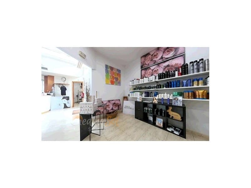 Commerciale in vendita in La Manga del Mar Menor - 375.000 € (Rif: 9359794)