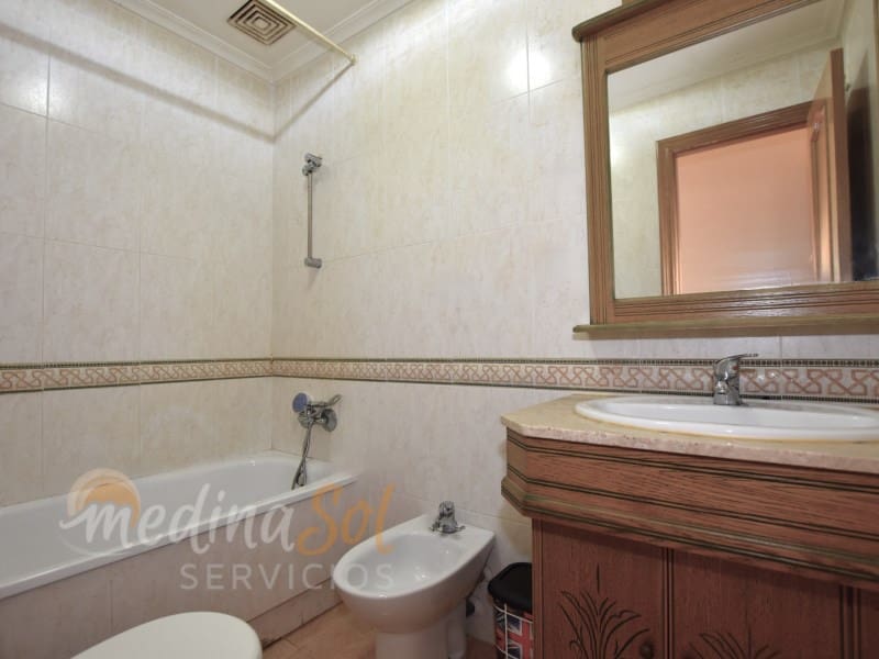 Apartamento de 2 habitaciones en Playa Honda en venta - 139.000 € (Ref: 9509398)