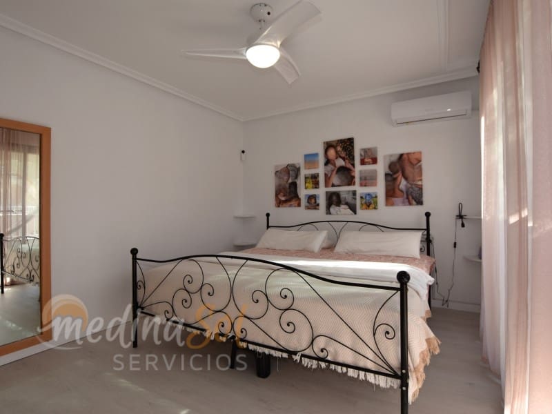 4 makuuhuone Paritalo myytävänä paikassa Islas Menores mukana uima-altaan 
autotalli - 270 000 € (Ref: 9541161)