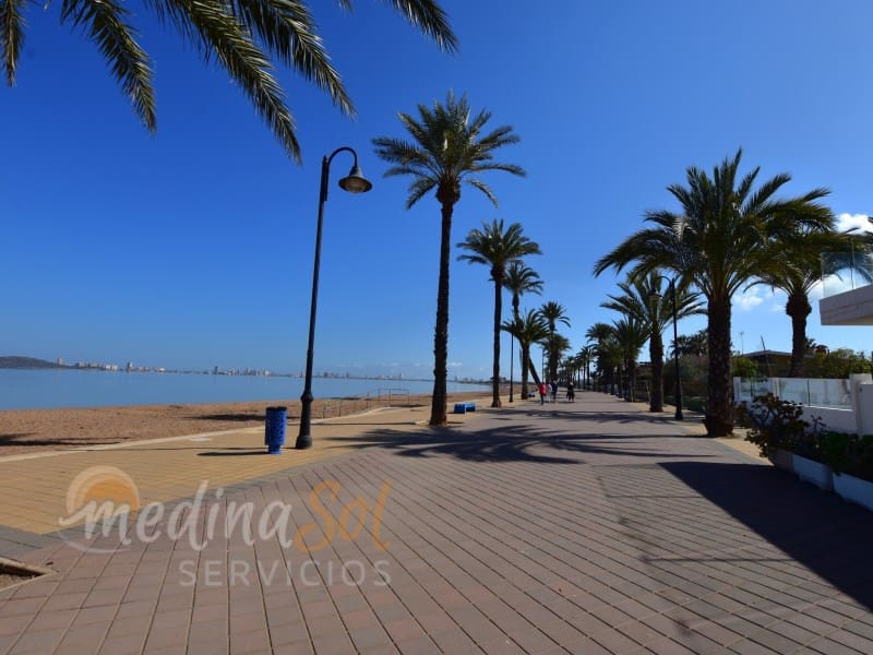 4 makuuhuone Paritalo myytävänä paikassa Islas Menores mukana uima-altaan 
autotalli - 270 000 € (Ref: 9541161)