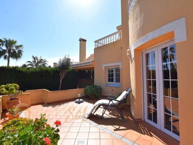 3 slaapkamer Villa te koop in Playa Honda, Cartagena met garage - € 490.000 (Ref: 9735469)