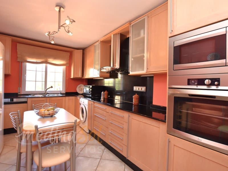 3 sovrum Villa till salu i Playa Honda med garage - 490 000 € (Ref: 9735469)