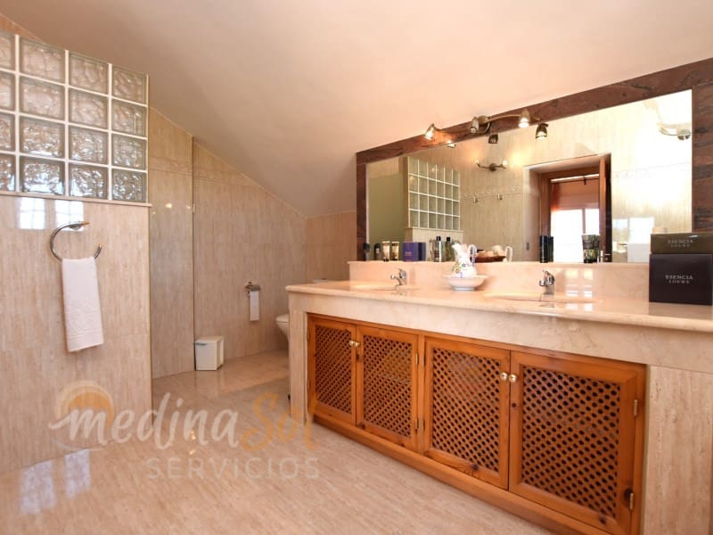 3 sovrum Villa till salu i Playa Honda med garage - 490 000 € (Ref: 9735469)