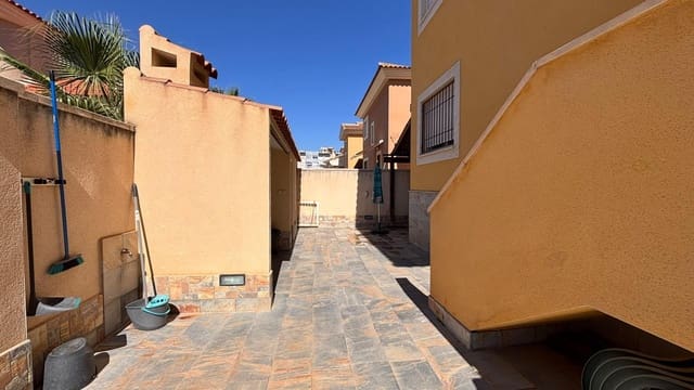 4 sovrum Villa till salu i Puerto de Mazarron, Mazarrón med pool - 398 500 € (Ref: 10102611)