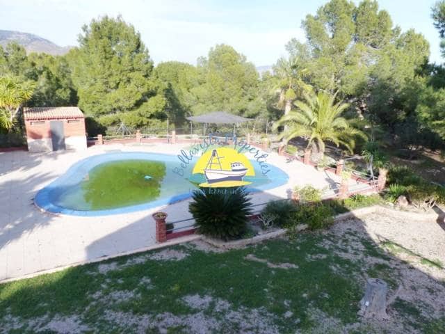 4 soveværelse Finca/Landehus til salg i Totana med swimmingpool garage - € 299.999 (Ref: 6153948)