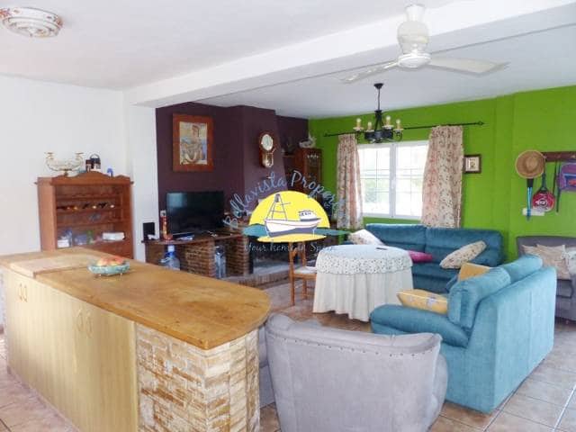 4 soveværelse Finca/Landehus til salg i Totana med swimmingpool garage - € 299.999 (Ref: 6153948)