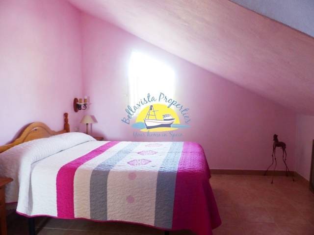 4 soveværelse Finca/Landehus til salg i Totana med swimmingpool garage - € 299.999 (Ref: 6153948)