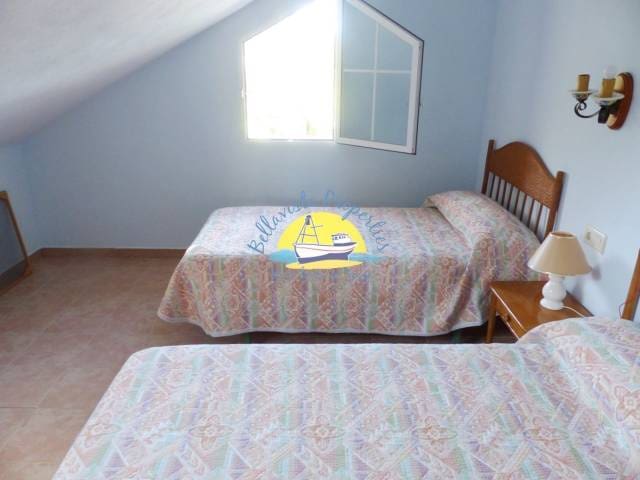 4 soveværelse Finca/Landehus til salg i Totana med swimmingpool garage - € 299.999 (Ref: 6153948)