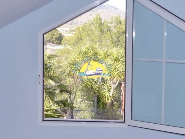 4 soveværelse Finca/Landehus til salg i Totana med swimmingpool garage - € 299.999 (Ref: 6153948)