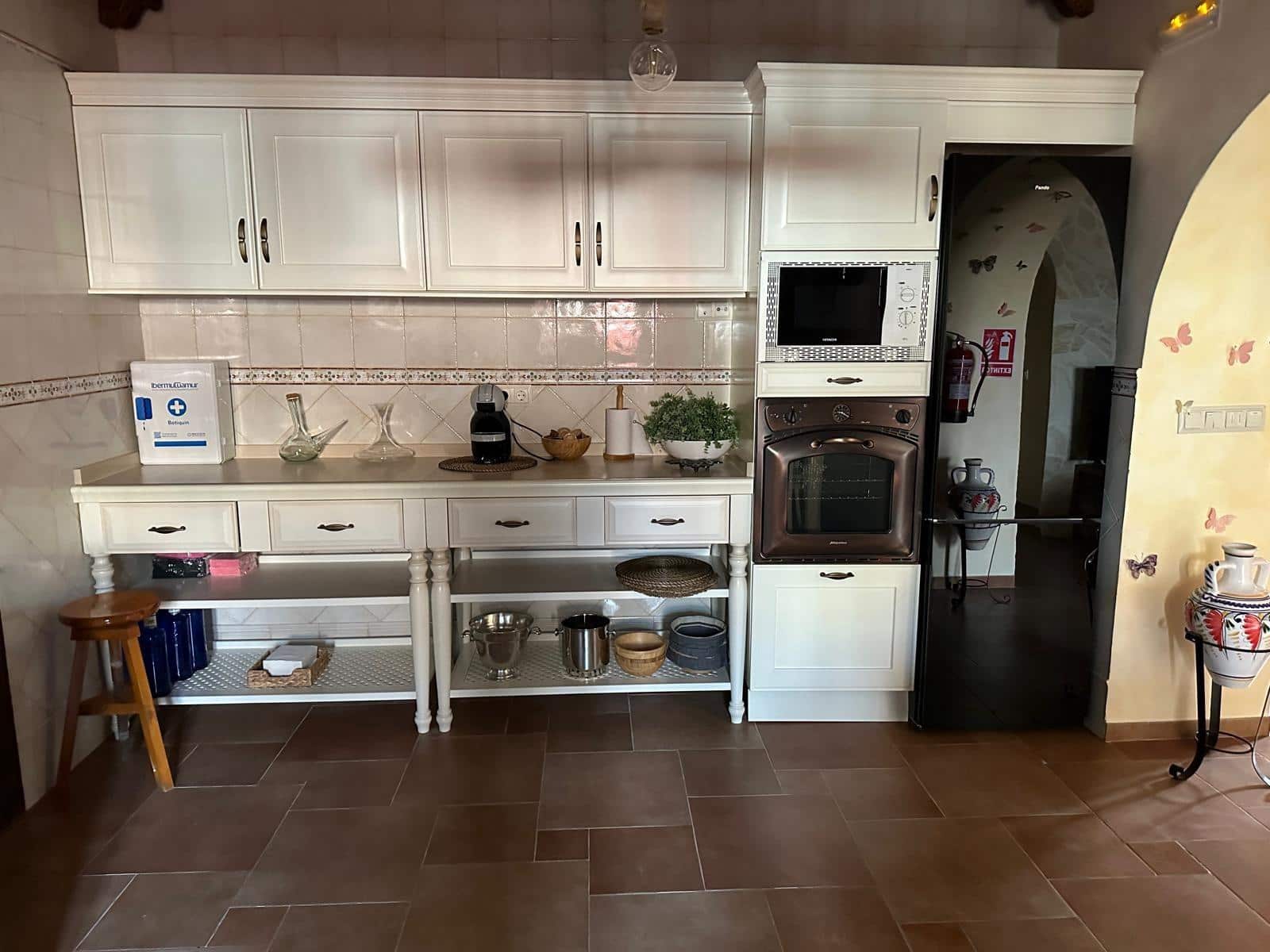 4 soveværelse Villa til salg i Leiva med swimmingpool - € 675.000 (Ref: 6154008)