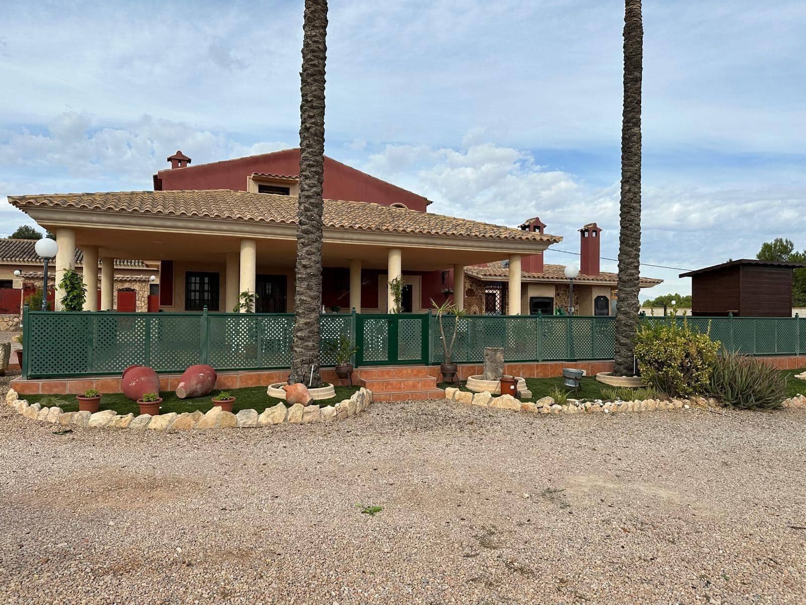 4 soveværelse Villa til salg i Leiva med swimmingpool - € 675.000 (Ref: 6154008)