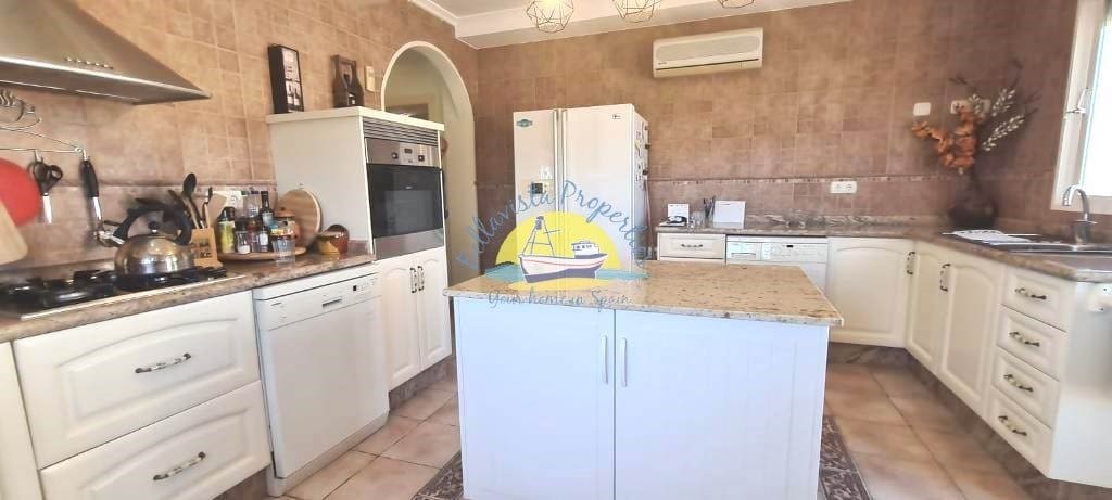 4 quarto Quinta/Casa Rural para venda em Leiva com piscina garagem - 535 000 € (Ref: 6440350)