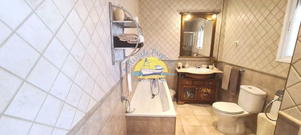 4 quarto Quinta/Casa Rural para venda em Leiva com piscina garagem - 535 000 € (Ref: 6440350)