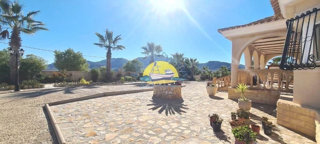 4 quarto Quinta/Casa Rural para venda em Leiva com piscina garagem - 535 000 € (Ref: 6440350)