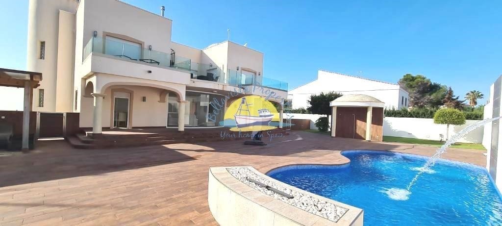 5 bedroom Villa for sale in La Azohia with pool garage - € 799,000 (Ref: 6525597)