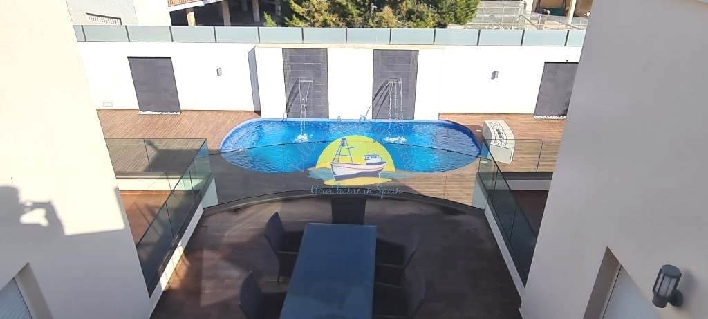 5 bedroom Villa for sale in La Azohia with pool garage - € 799,000 (Ref: 6525597)