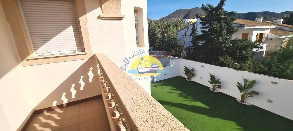 5 bedroom Villa for sale in La Azohia with pool garage - € 799,000 (Ref: 6525597)